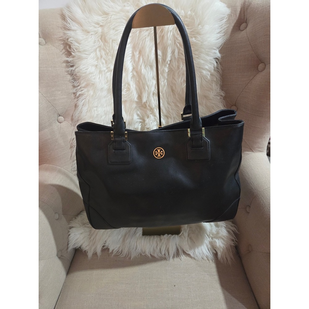 TB13 Tory Burch East West Robinson